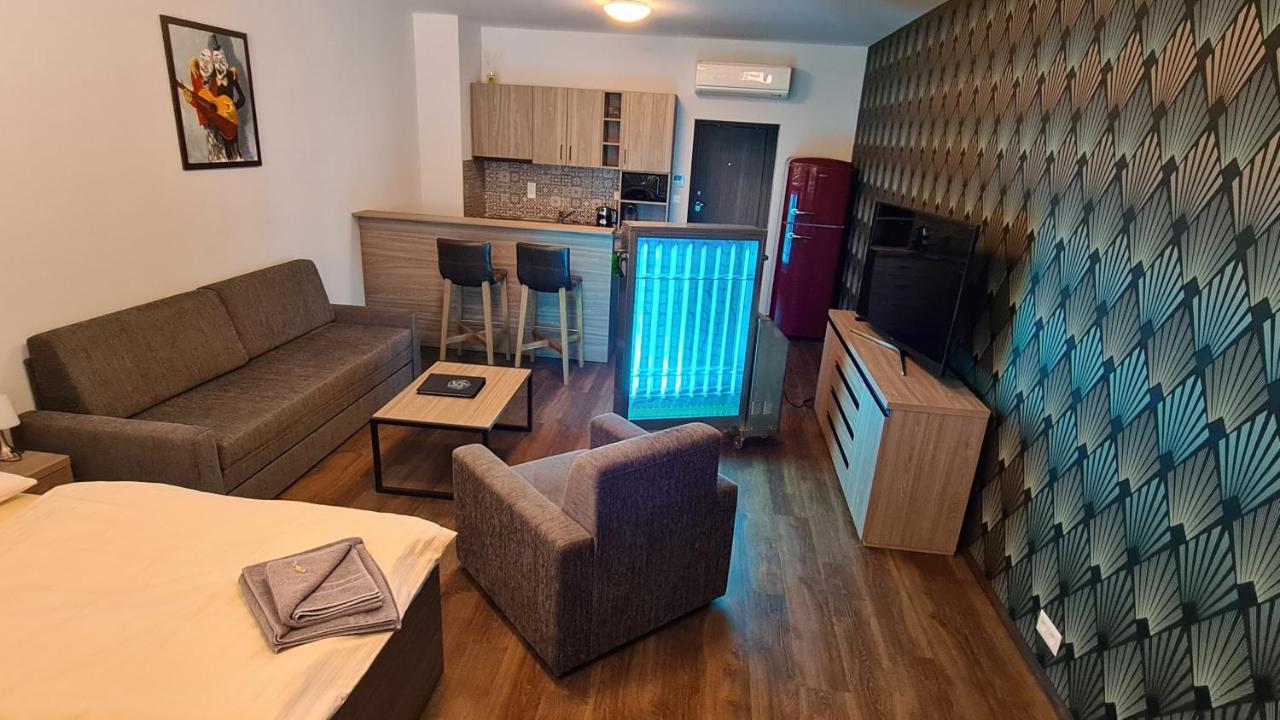 Barok Hotel And Apartments Bratislava Exterior photo