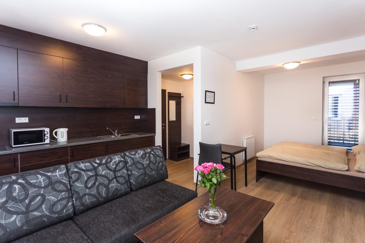 Barok Hotel And Apartments Bratislava Exterior photo